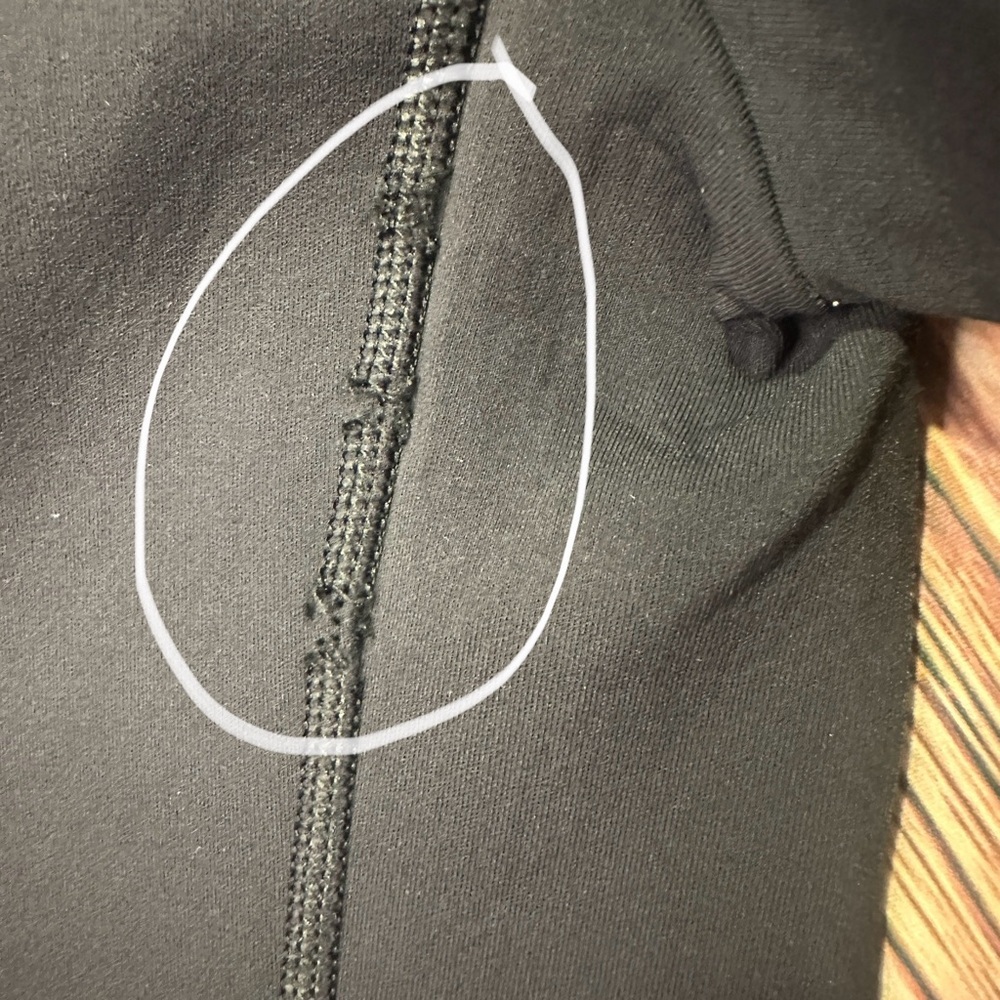 Lululemon Athletica Down & Around Crew Women’s Size 4 - Picture 7 of 16